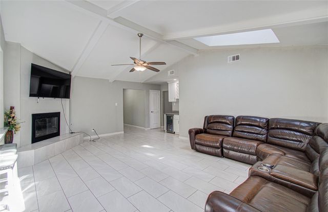 2507 Encreek Road, Houston, TX 77068