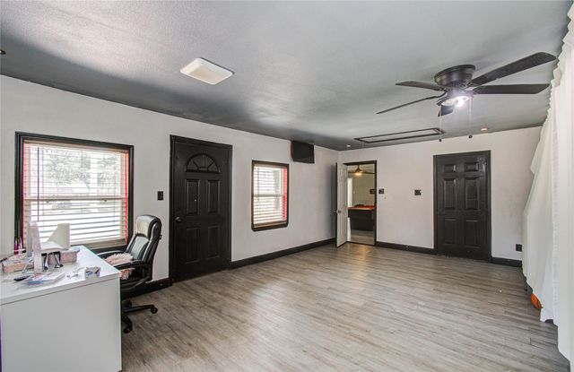 2507 Encreek Road, Houston, TX 77068