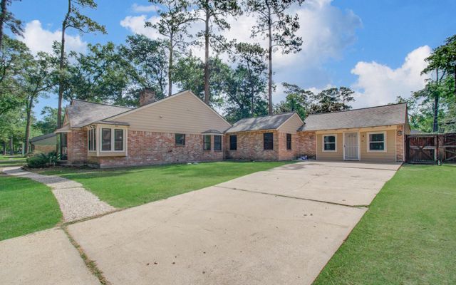 2507 Encreek Road, Houston, TX 77068