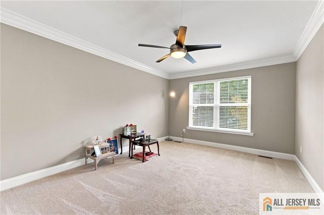 26 E Burgess Drive 26, Piscataway, NJ 08854