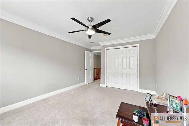 26 E Burgess Drive 26, Piscataway, NJ 08854