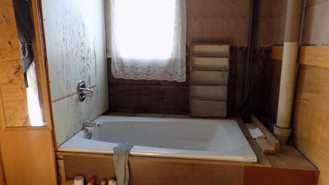 913 Gary Street, Calumet, MN 55716