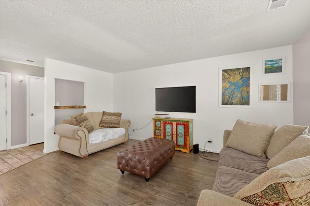 200 Santa Elena Road SE, Rio Rancho, NM 87124
