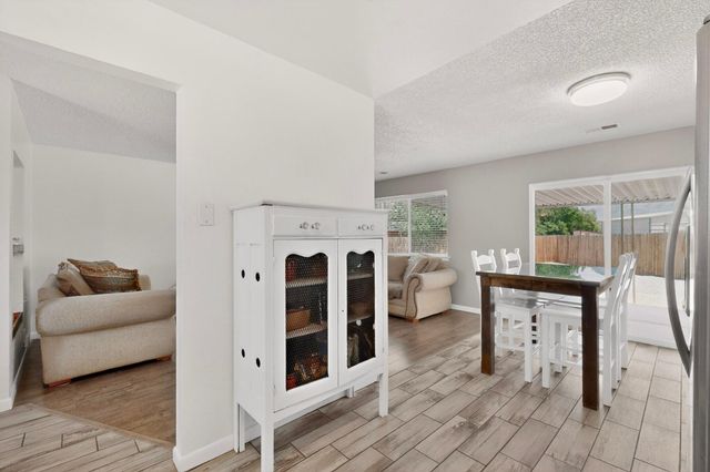 200 Santa Elena Road SE, Rio Rancho, NM 87124