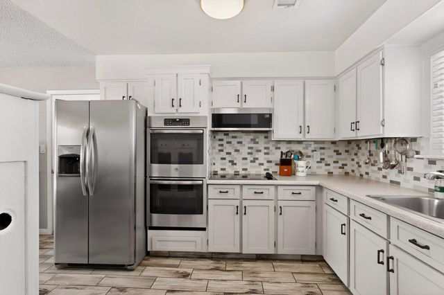 200 Santa Elena Road SE, Rio Rancho, NM 87124