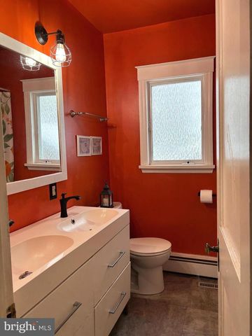 606 N BROWN ST, Gloucester City, NJ 08030