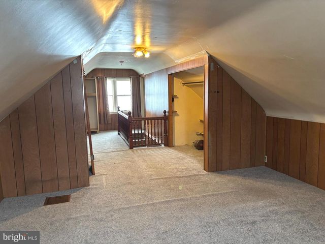 606 N BROWN ST, Gloucester City, NJ 08030