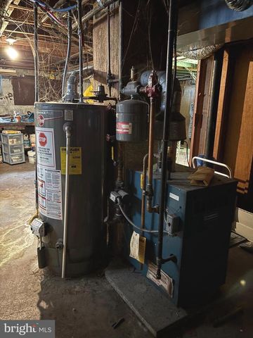 606 N BROWN ST, Gloucester City, NJ 08030