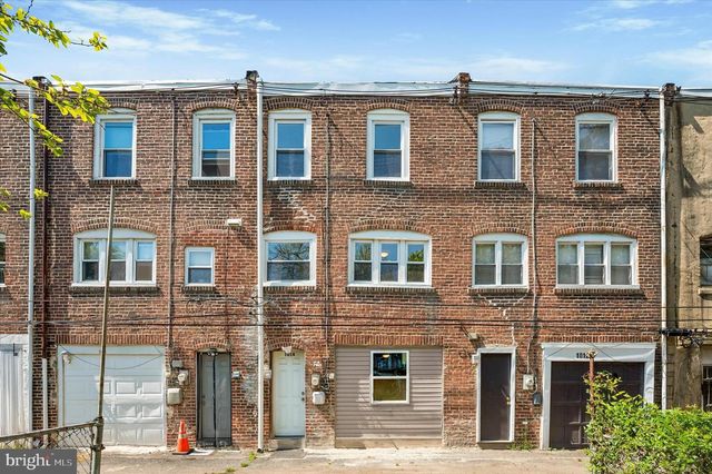 1014 HANSEN, Collingdale, PA 19023