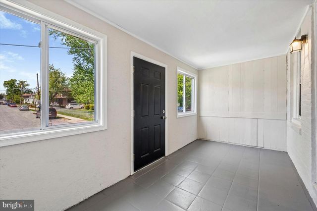 1014 HANSEN, Collingdale, PA 19023