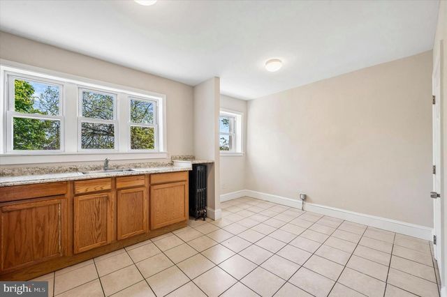 1014 HANSEN, Collingdale, PA 19023