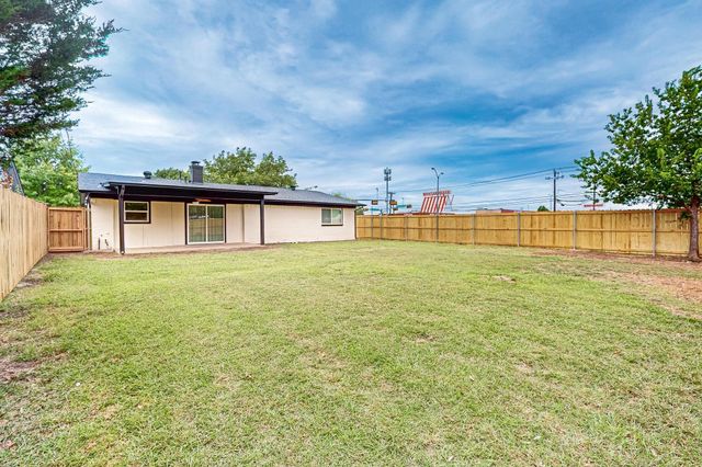 205 E Kearney Street, Mesquite, TX 75149