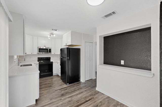205 E Kearney Street, Mesquite, TX 75149