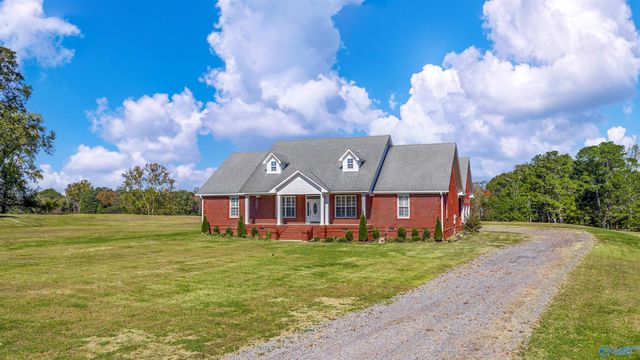2344 County Road 192, Crossville, AL 35962