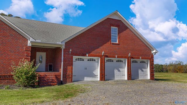2344 County Road 192, Crossville, AL 35962