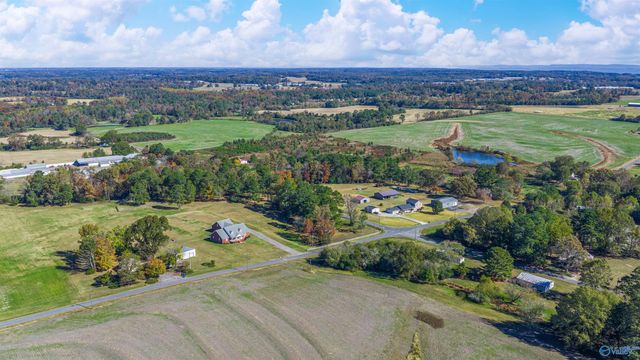 2344 County Road 192, Crossville, AL 35962