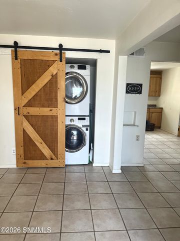 1125 Circle Drive, Las Cruces, NM 88005