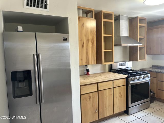 1125 Circle Drive, Las Cruces, NM 88005