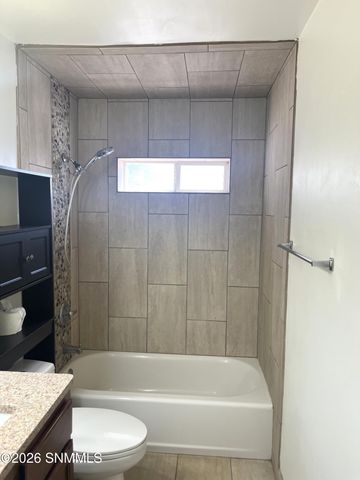1125 Circle Drive, Las Cruces, NM 88005