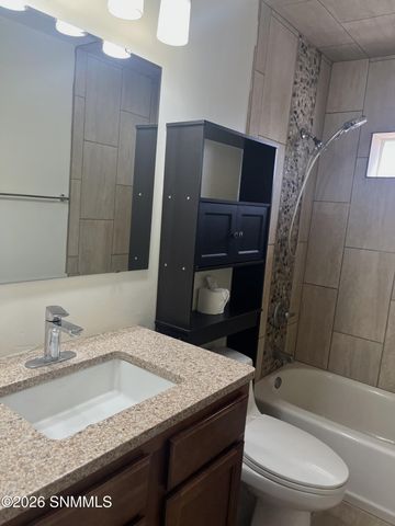 1125 Circle Drive, Las Cruces, NM 88005