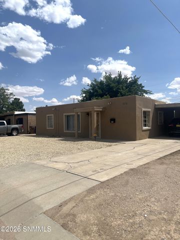 1125 Circle Drive, Las Cruces, NM 88005