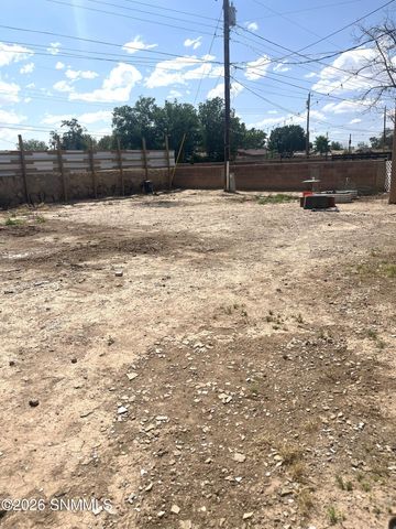 1125 Circle Drive, Las Cruces, NM 88005