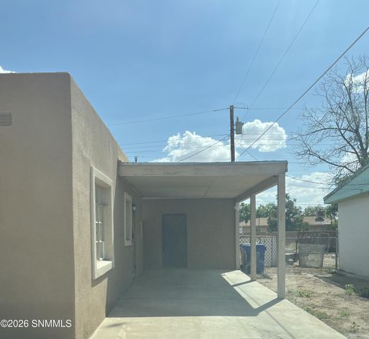 1125 Circle Drive, Las Cruces, NM 88005