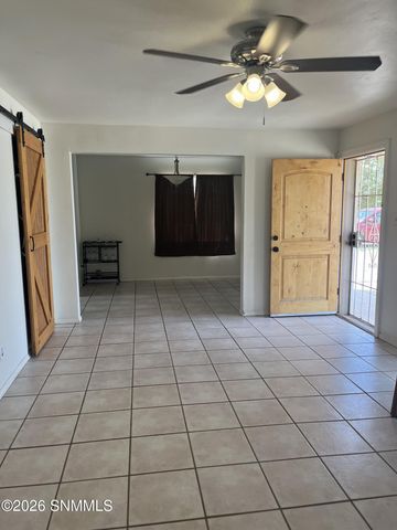1125 Circle Drive, Las Cruces, NM 88005
