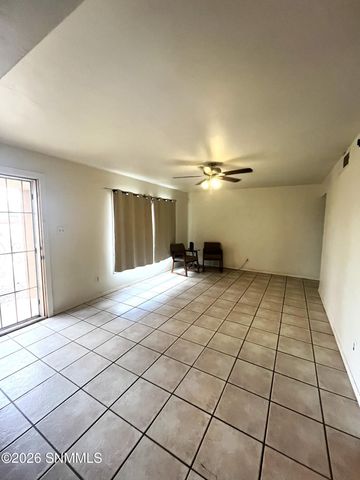 1125 Circle Drive, Las Cruces, NM 88005