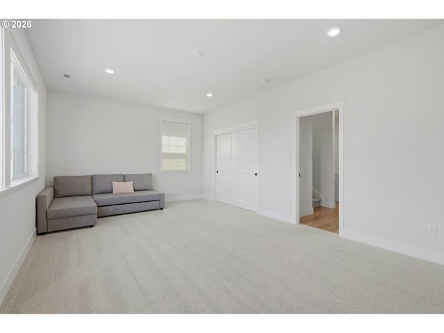 11023 Sw STOCKHOLM Dr, Wilsonville, OR 97070