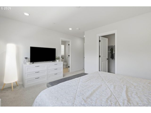 11023 Sw STOCKHOLM Dr, Wilsonville, OR 97070