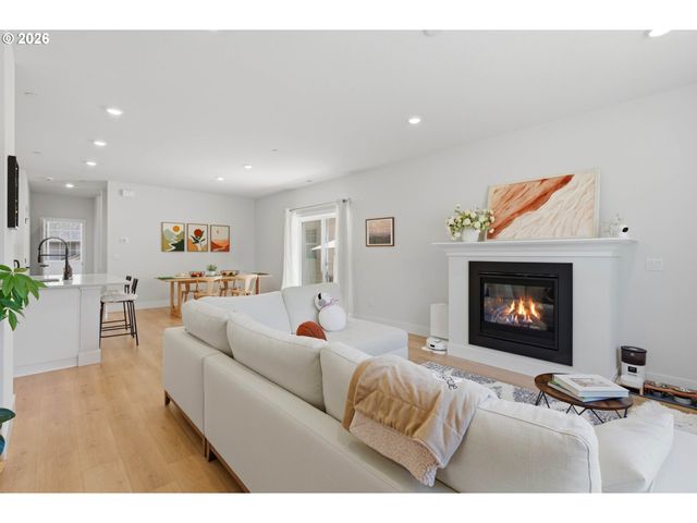 11023 Sw STOCKHOLM Dr, Wilsonville, OR 97070