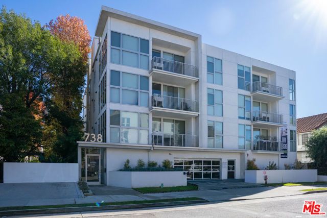 738 S Ogden Drive, Los Angeles, CA 90036