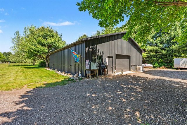 3450 Snow Farm Lane, Allegan, MI 49010