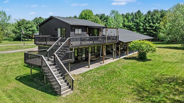 3450 Snow Farm Lane, Allegan, MI 49010