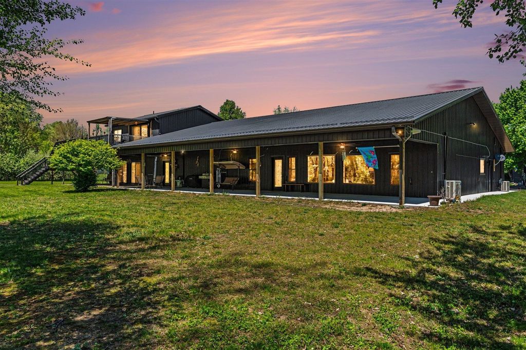 3450 Snow Farm Lane, Allegan, MI 49010