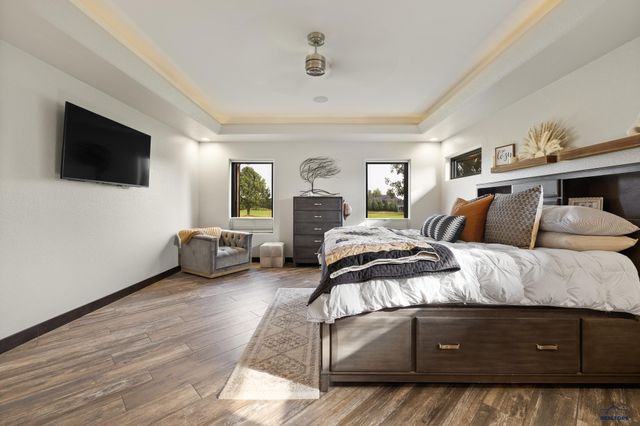 7020 PRESTWICK RD, Rapid City, SD 57702
