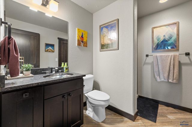 7020 PRESTWICK RD, Rapid City, SD 57702