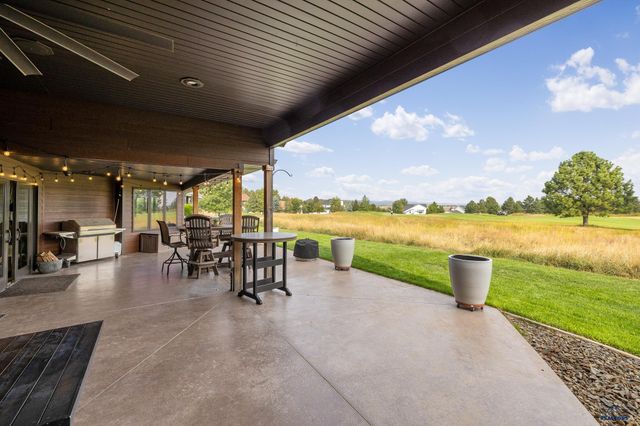 7020 PRESTWICK RD, Rapid City, SD 57702