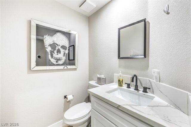 8211 Round Hills Circle, Las Vegas, NV 89113
