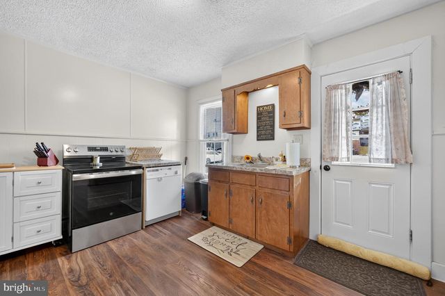102 1ST AVE, Pitman, NJ 08071