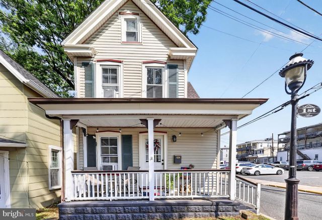 102 1ST AVE, Pitman, NJ 08071