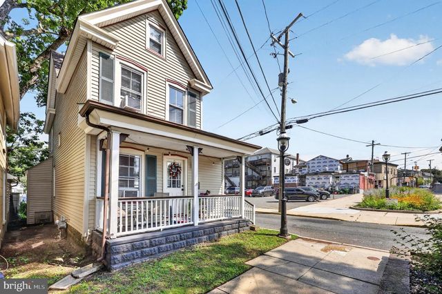 102 1ST AVE, Pitman, NJ 08071