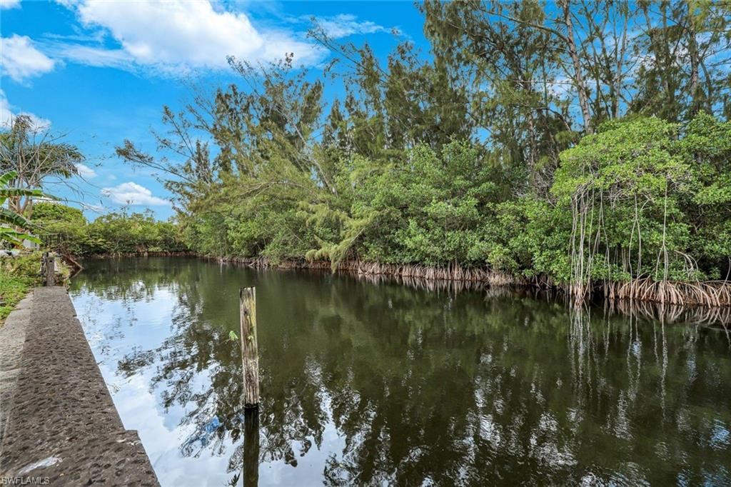 106 Moon Bay ST, NAPLES, FL 34114 — photo 2