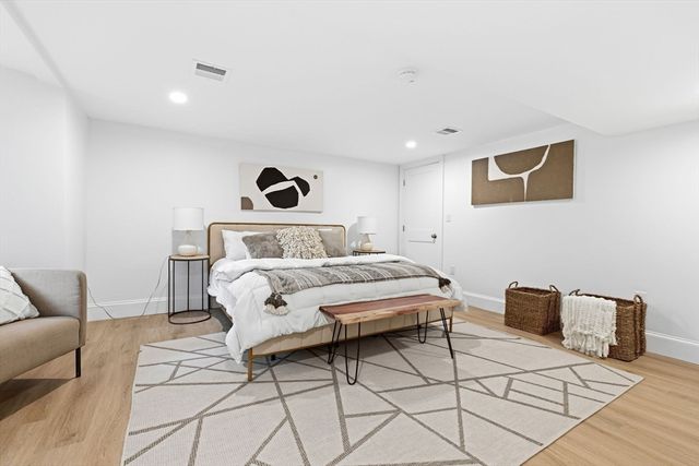 179 Main St 1, Medford, MA 02155