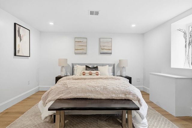179 Main St 1, Medford, MA 02155