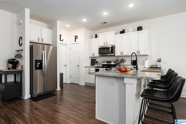 9965 HUNTER PLACE, Warrior, AL 35180