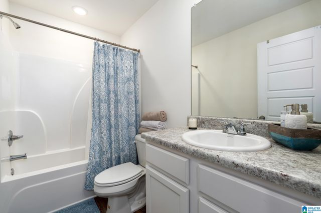 9965 HUNTER PLACE, Warrior, AL 35180