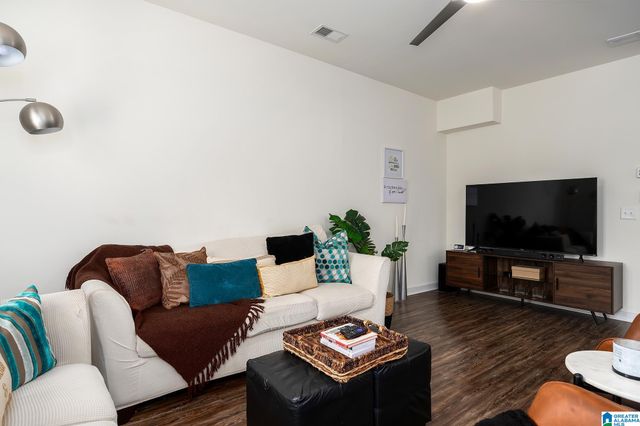 9965 HUNTER PLACE, Warrior, AL 35180