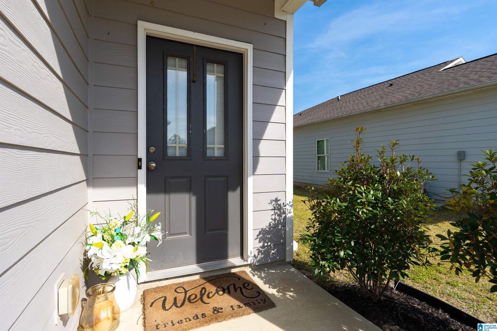 9965 HUNTER PLACE, Warrior, AL 35180